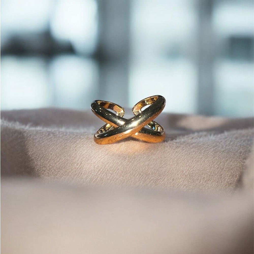 10k Gold overlay Crossover Ring